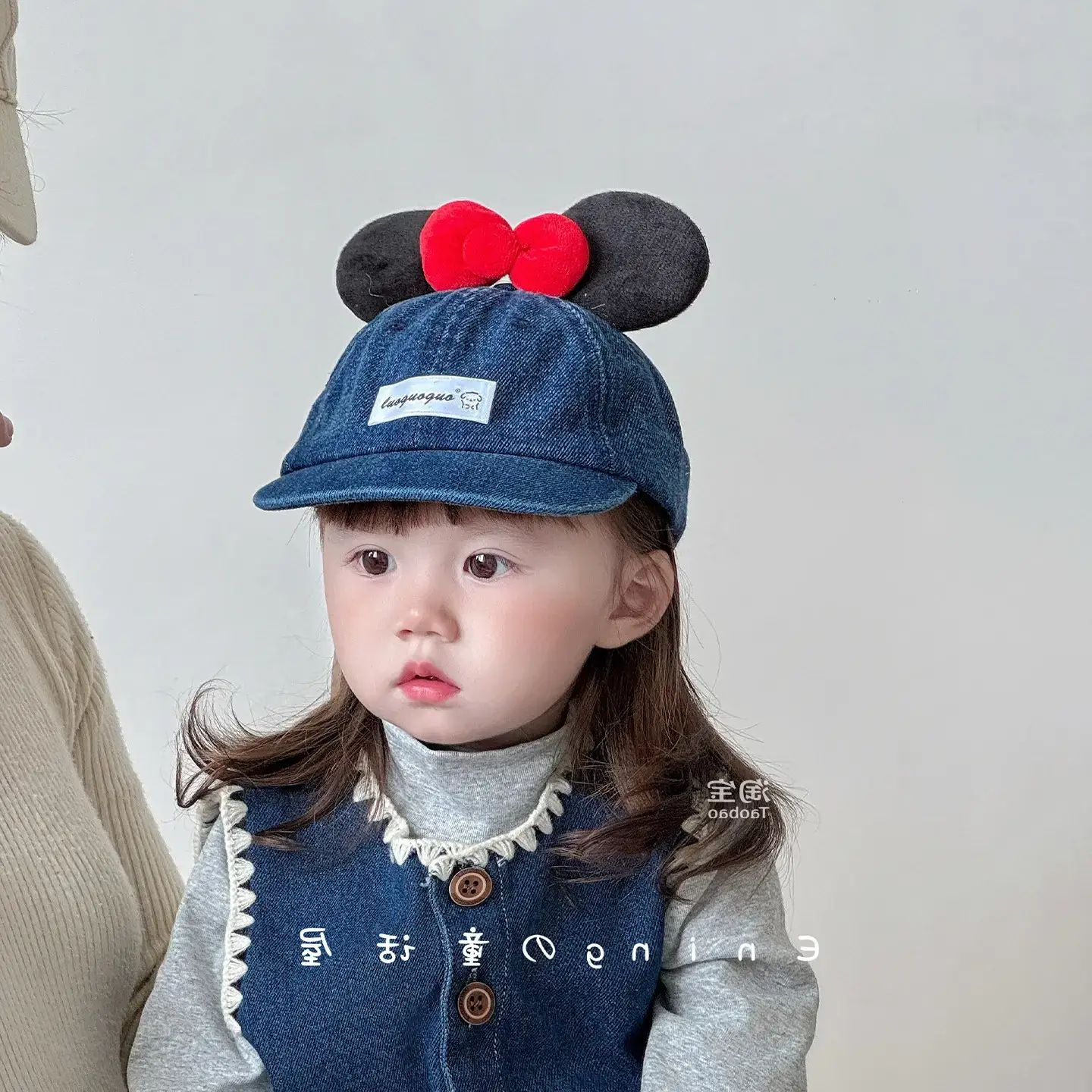 Girls Minnie Mouse Baby Cap with Red Bow - Image 4