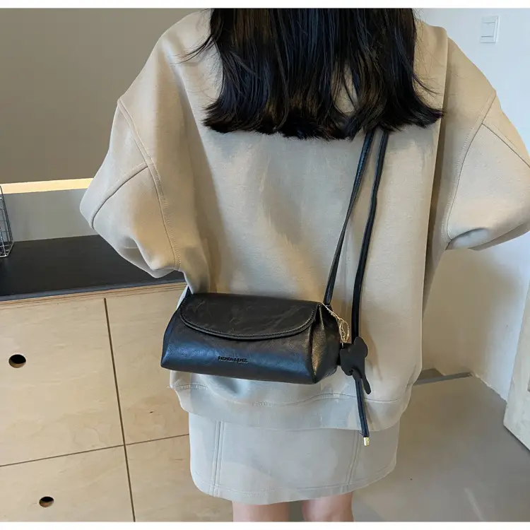 Brown Leather Crossbody Bag for Women 2026 — feature 15