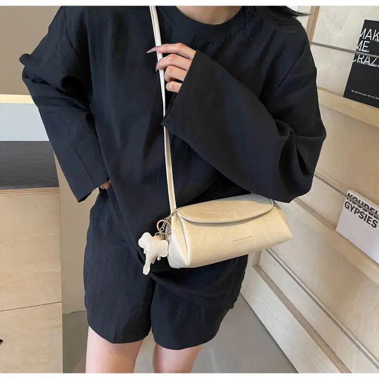 Brown Leather Crossbody Bag for Women 2026 — feature 17