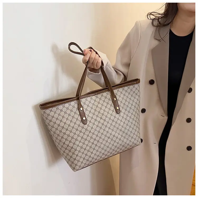 2025 Fashion Large Capacity Women's Brown Patterned Shoulder Bag — feature 30
