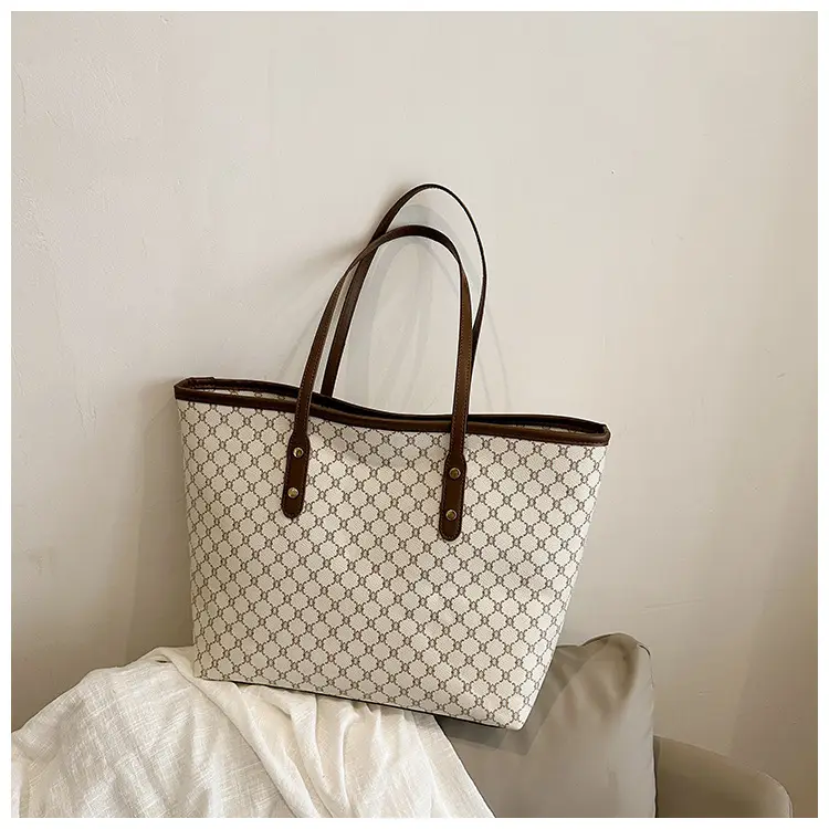 2025 Fashion Large Capacity Women's Brown Patterned Shoulder Bag — feature 47