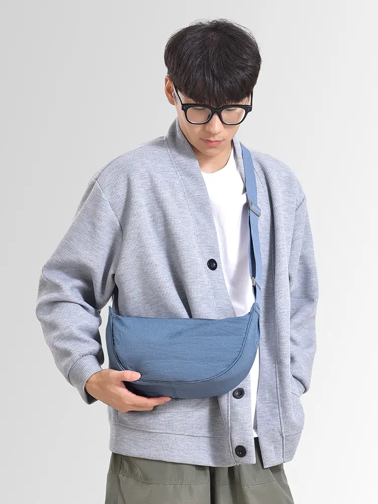 Black Adjustable Strap Fanny Bag for Men Women