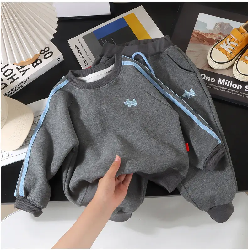 Korean Style Spring and Autumn New Children's Outfit 2026 Fashionable Boys and Girls Sweatshirt Set Children's Spring Sports Clothing — feature 13