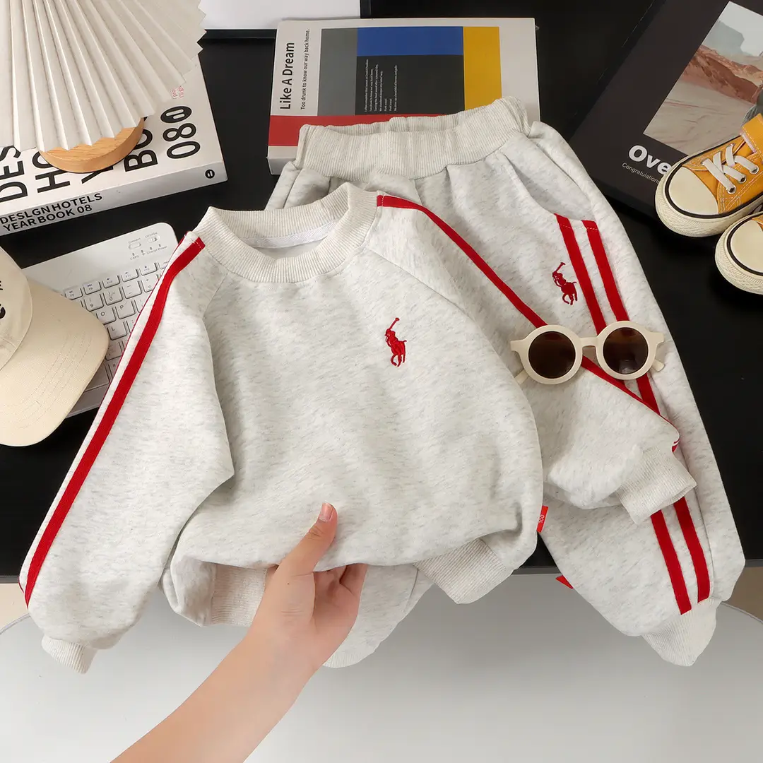 Korean Style Spring and Autumn New Children's Outfit 2026 Fashionable Boys and Girls Sweatshirt Set Children's Spring Sports Clothing - Image 4