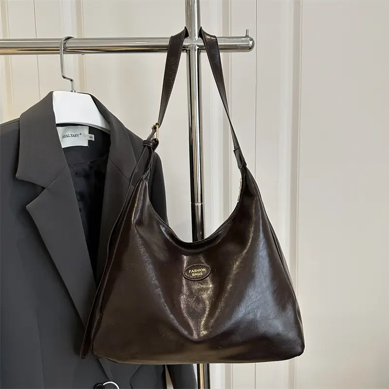 Black Niche Design Shoulder Bag for Women 2025 - Image 2