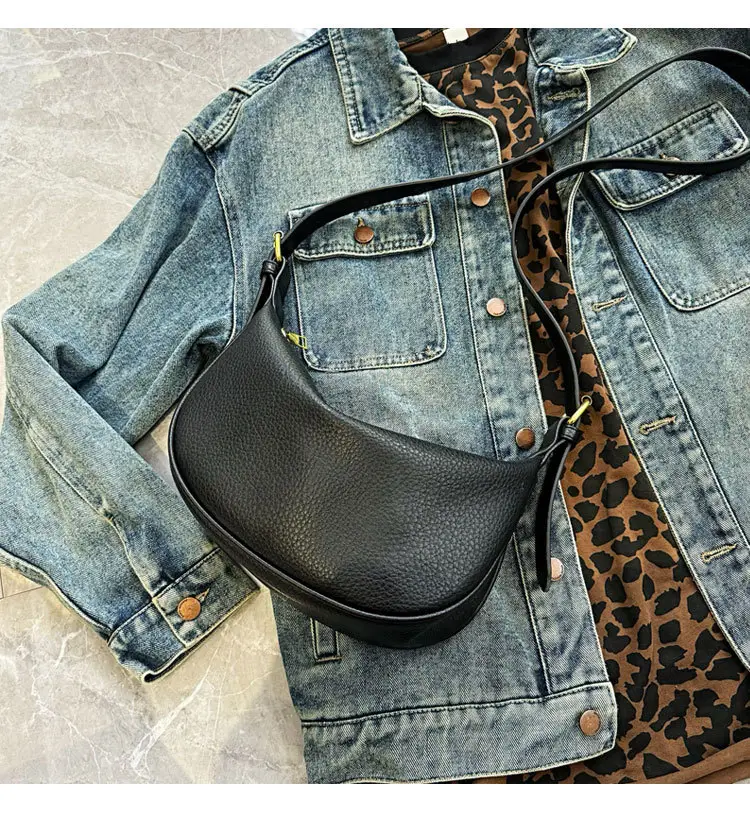 Women's Ins Korean Style Shoulder Crossbody Bag Soft Leather — feature 4