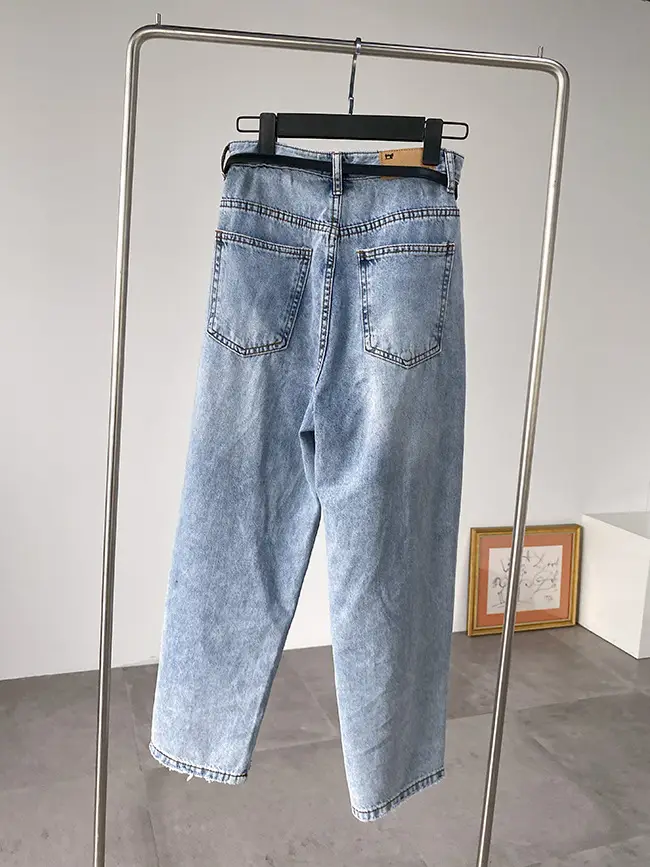 Korean Style Light Color Women's Thin Jeans with Belt — feature 4