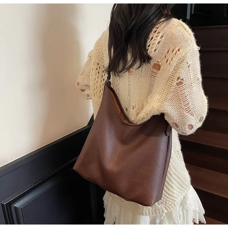 Women's Brown Leather Bucket Bag 2025 New Arrival — feature 19