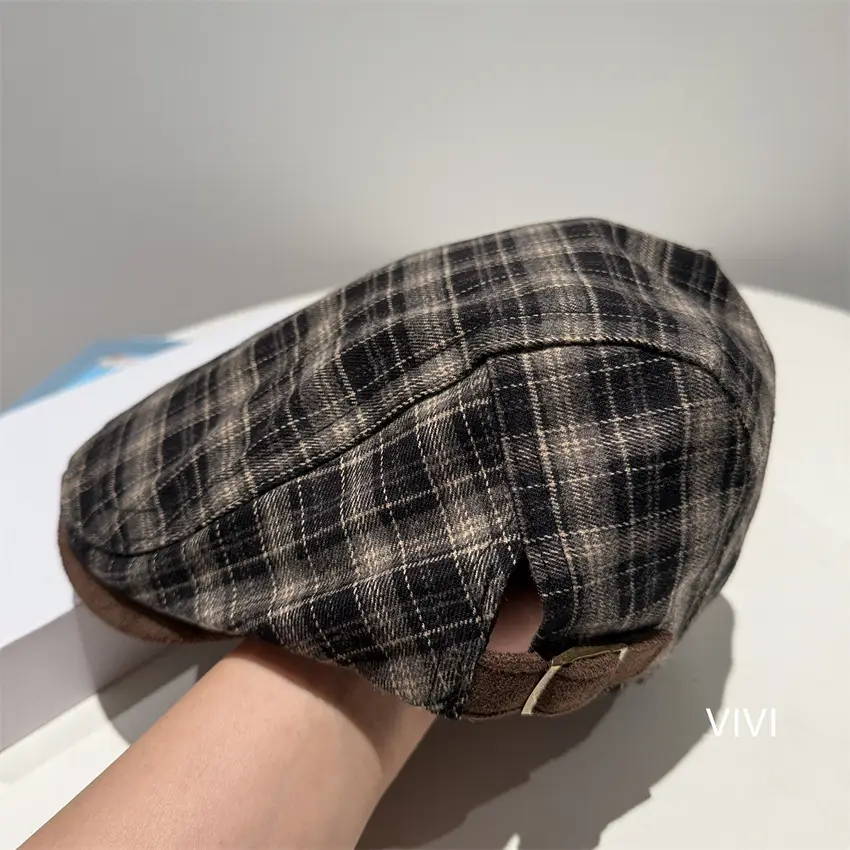 British Plaid Duckbill Sunshade Cap - Image 3