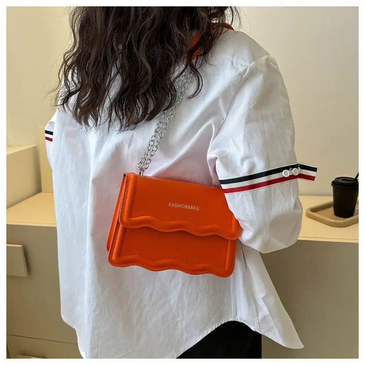 Orange Wave Chain Crossbody Bag for Women 2025 — feature 14