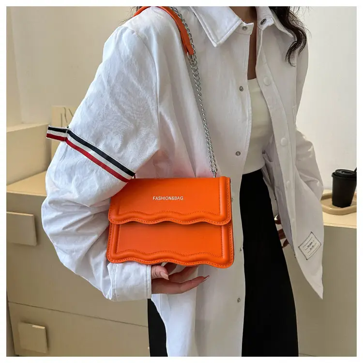 Orange Wave Chain Crossbody Bag for Women 2025 — feature 15
