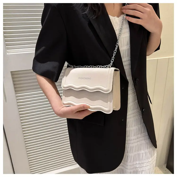 Orange Wave Chain Crossbody Bag for Women 2025 — feature 24