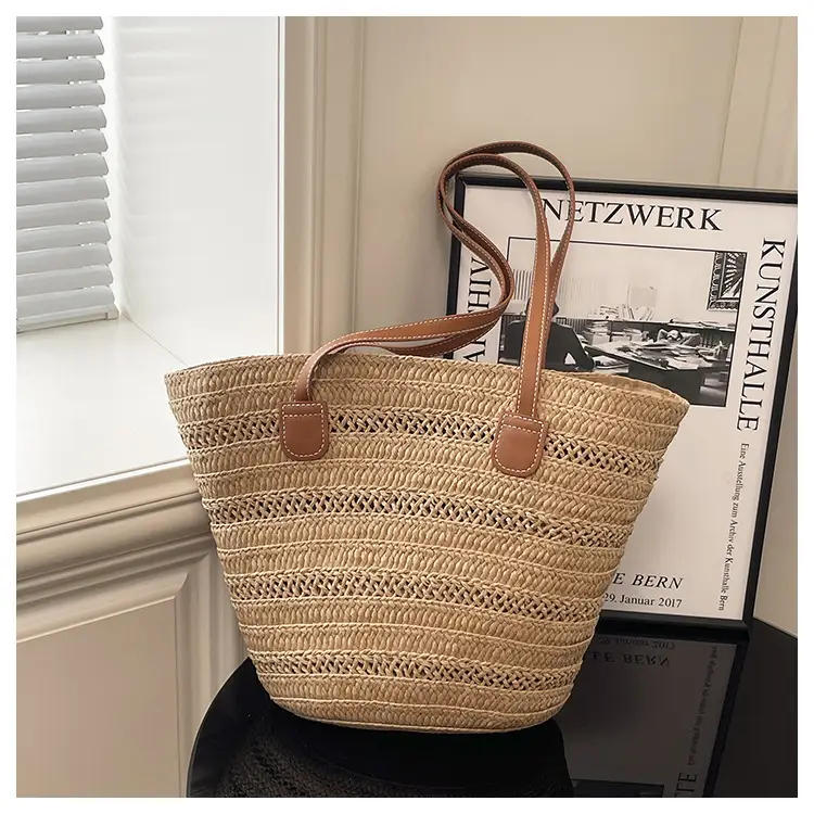 Women's Straw Crossbody Bag Large Capacity Beach Travel — feature 13