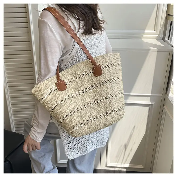 Women's Straw Crossbody Bag Large Capacity Beach Travel — feature 16