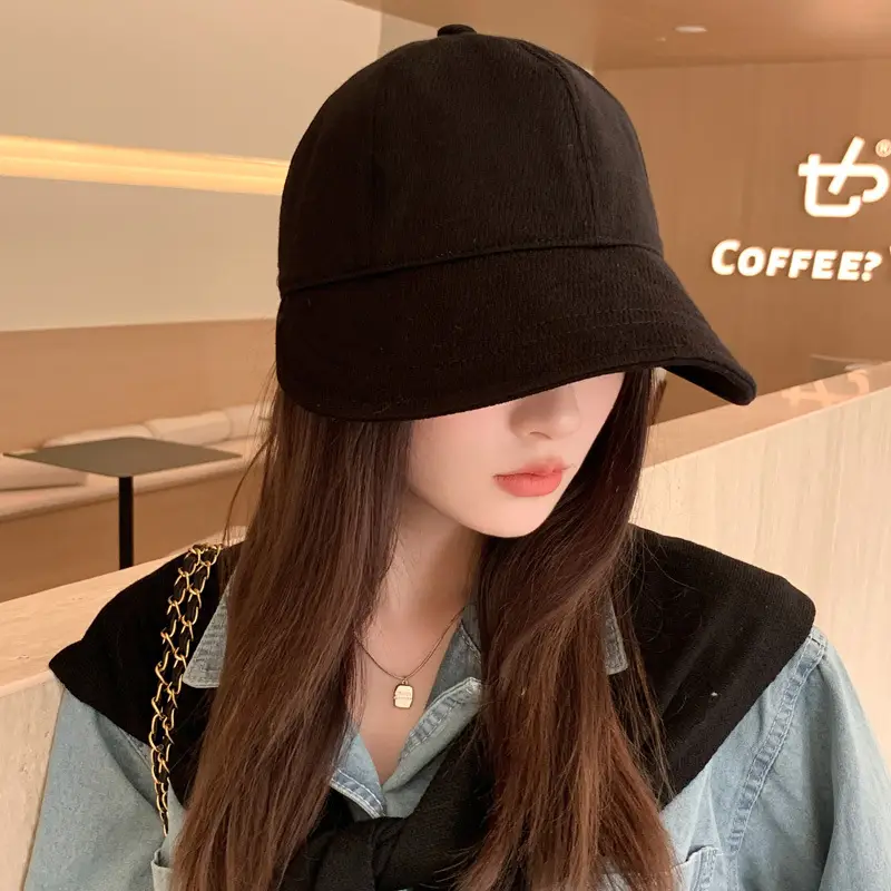 Women Wide-Brimmed Duckbill Cap Autumn Winter Sunshade Black — feature 2