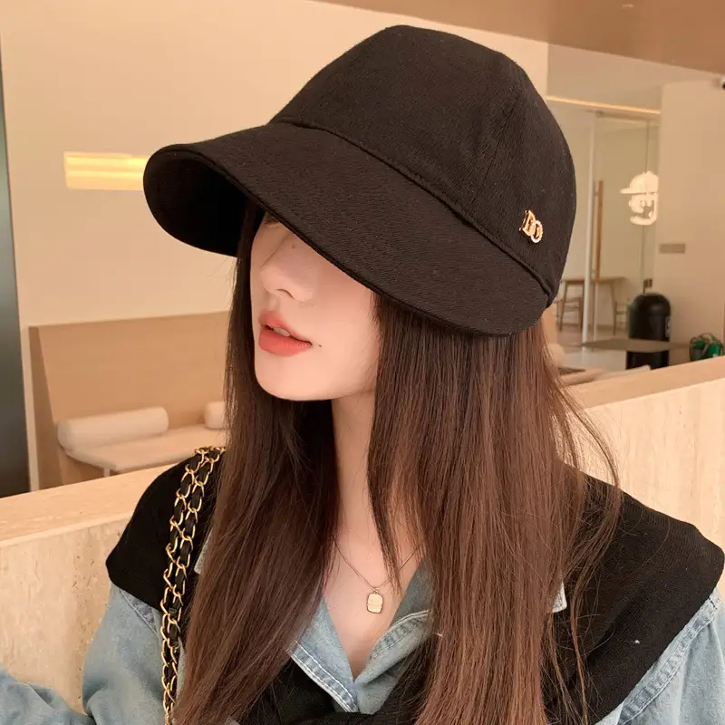 Women Wide-Brimmed Duckbill Cap Autumn Winter Sunshade Black — feature 3