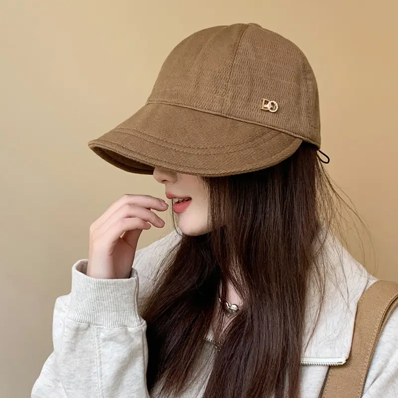 Women Wide-Brimmed Duckbill Cap Autumn Winter Sunshade Black — feature 5