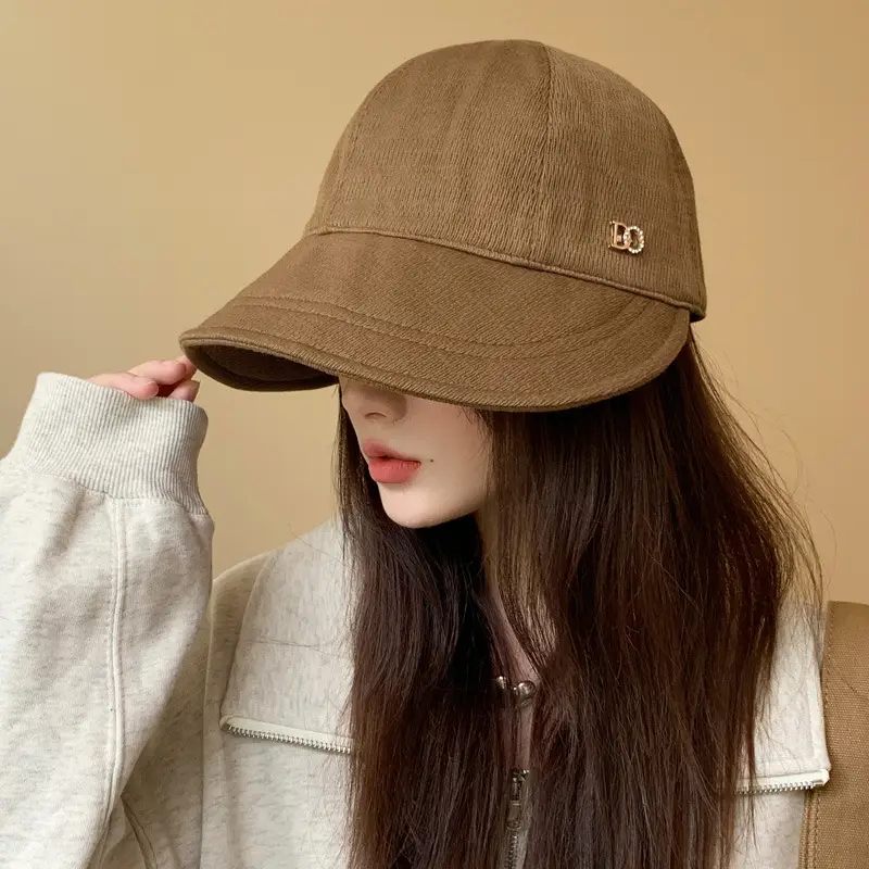 Women Wide-Brimmed Duckbill Cap Autumn Winter Sunshade Black — feature 7