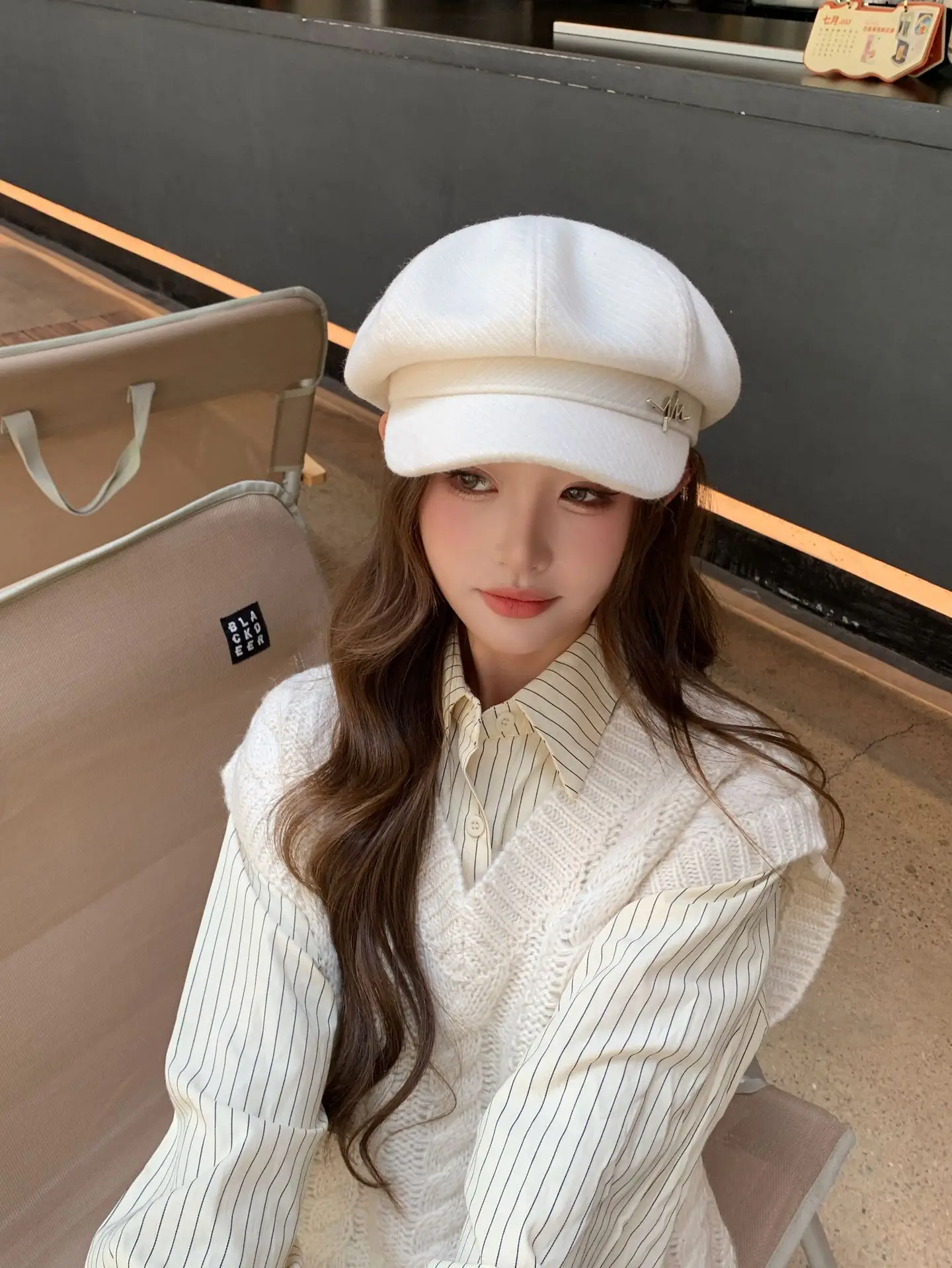 Women Beret Large Head Circumference Face-Slimming Hat — feature 4