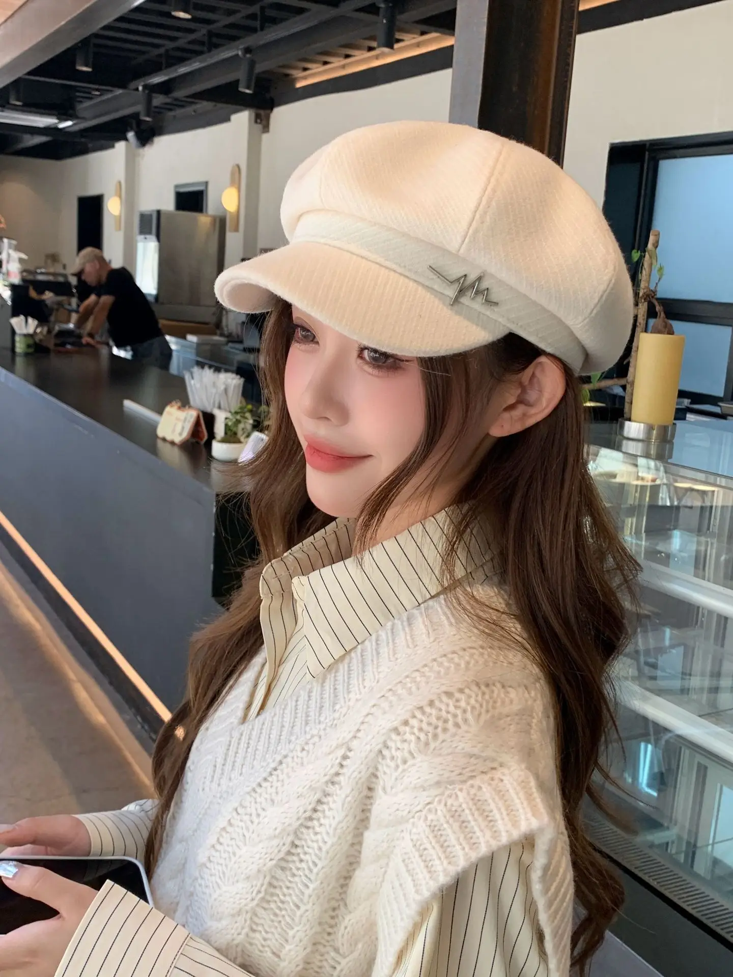 Women Beret Large Head Circumference Face-Slimming Hat — feature 6