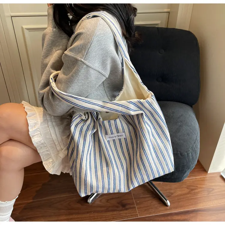 Women Striped Shoulder Bag Large Capacity Commuter — feature 18
