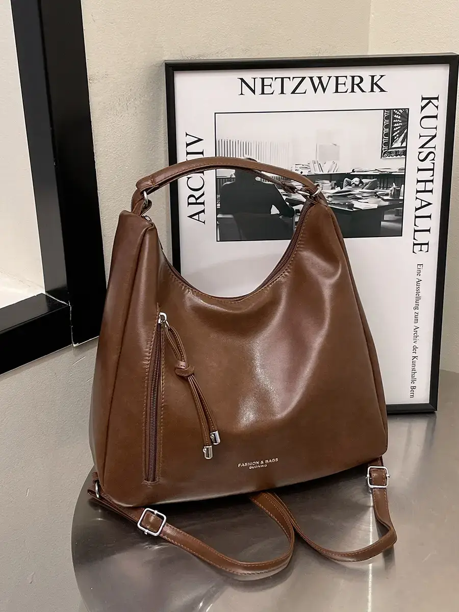 Black Leather Retro Shoulder Bag for Women - Image 6