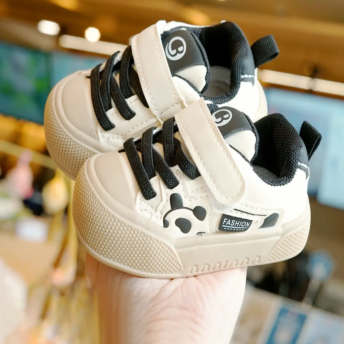 Beginner Baby Shoes for 1-2 Years Old, Soft Sole, Breathable Cartoon Design