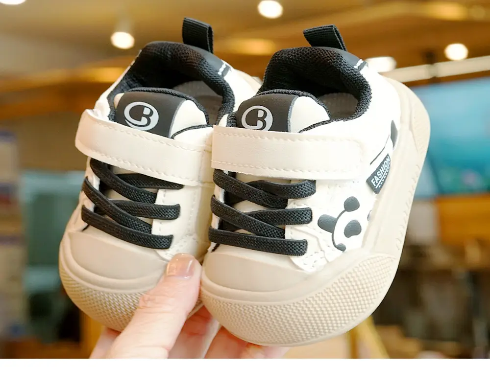 Beginner Baby Shoes for 1-2 Years Old, Soft Sole, Breathable Cartoon Design — feature 6