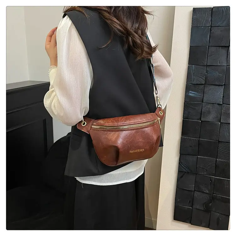 Retro Crossbody Bag Women Brown Leather 2025 — feature 18