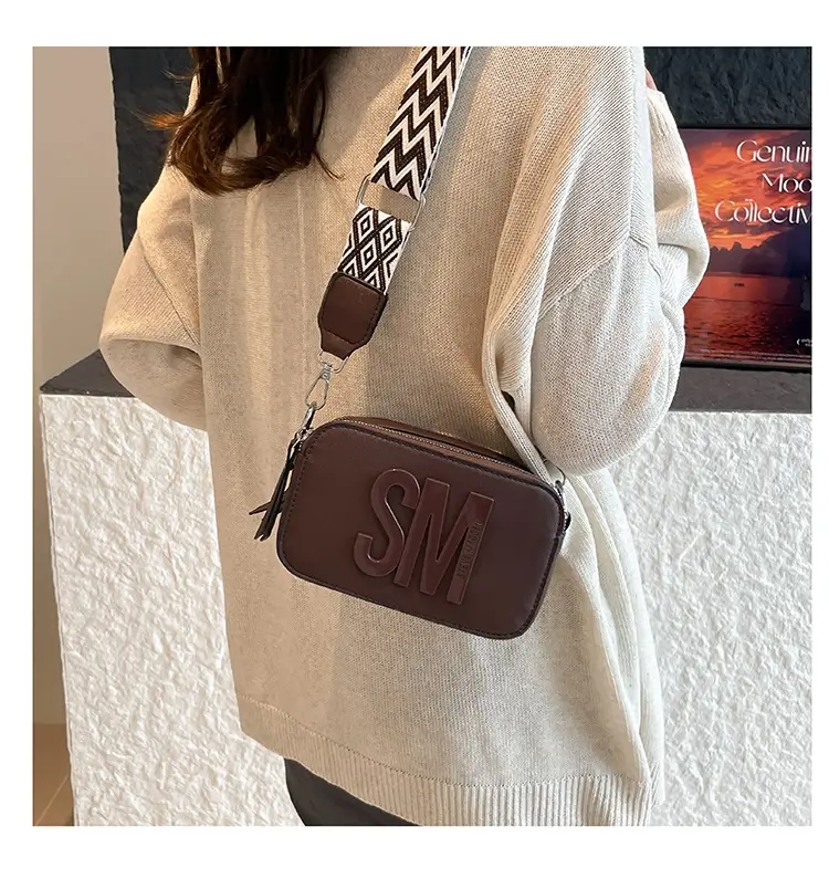 Yellow Letter Crossbody Bag for Women 2025 — feature 17
