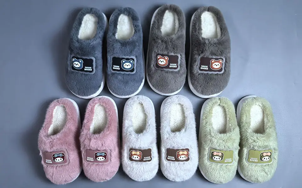 2025 Plush Cotton Slippers Pink Grey for Men Women — feature 1
