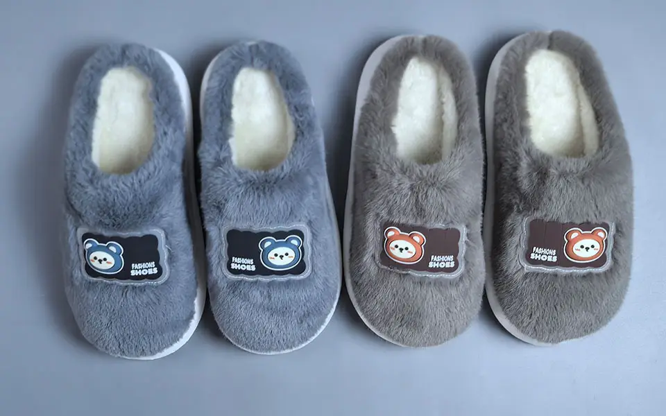 2025 Plush Cotton Slippers Pink Grey for Men Women — feature 2