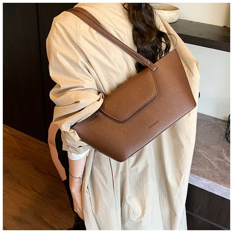 French Style Leather Shoulder Bag 2025 Winter — feature 20
