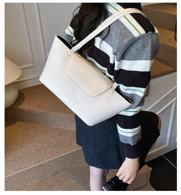 French Style Leather Shoulder Bag 2025 Winter — feature 3