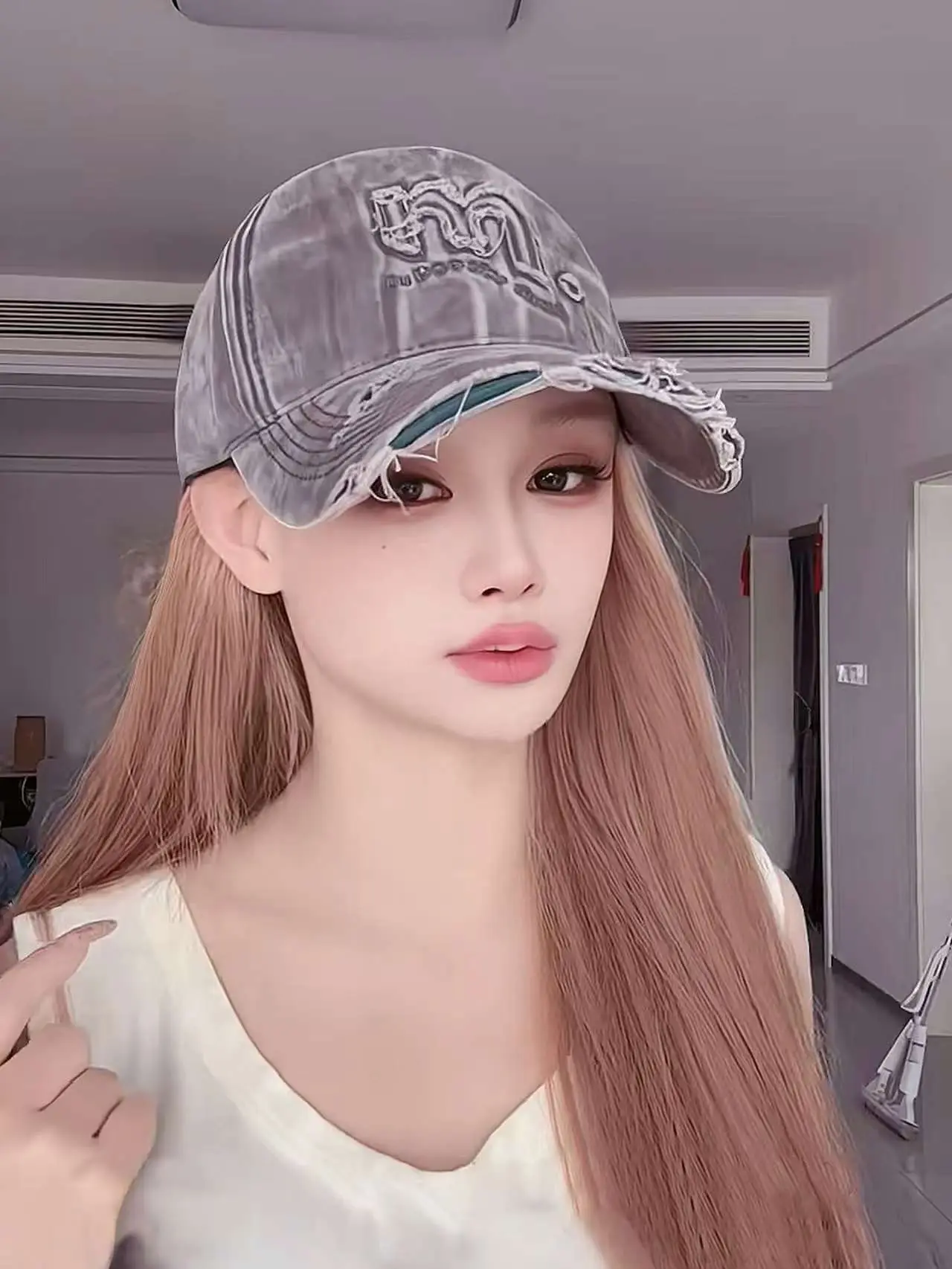 Women's Pink Washed Baseball Cap with Embroidered Logo — feature 2