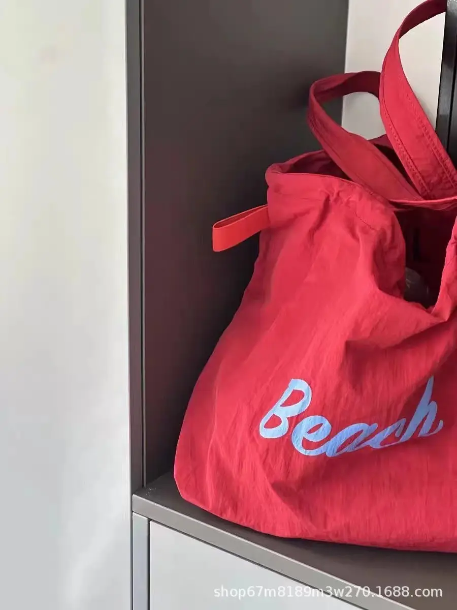 Red Blue Label Large Capacity Women's Shoulder Bag — feature 33