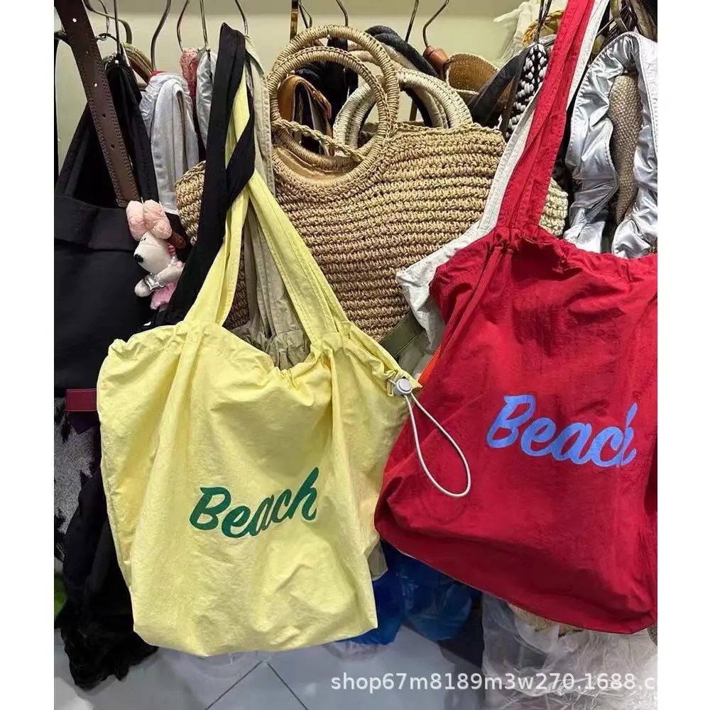 Red Blue Label Large Capacity Women's Shoulder Bag — feature 34