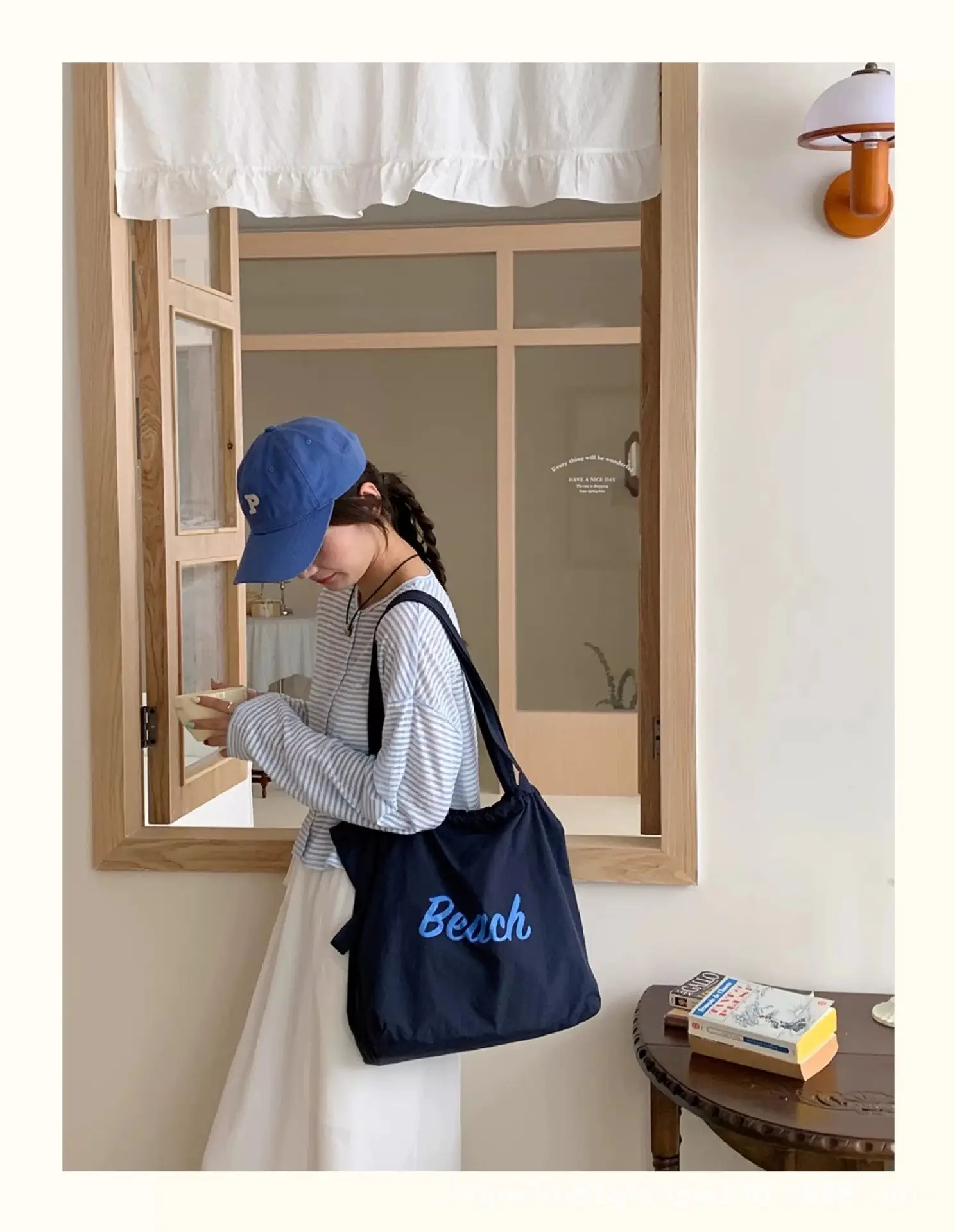 Red Blue Label Large Capacity Women's Shoulder Bag — feature 48