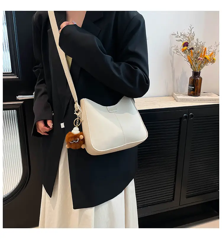 Beige Textured Shoulder Crossbody Bag for Women 2026 — feature 8