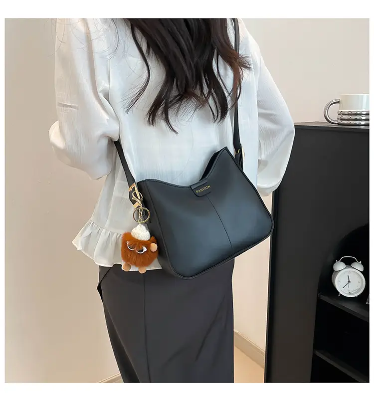 Beige Textured Shoulder Crossbody Bag for Women 2026 — feature 9