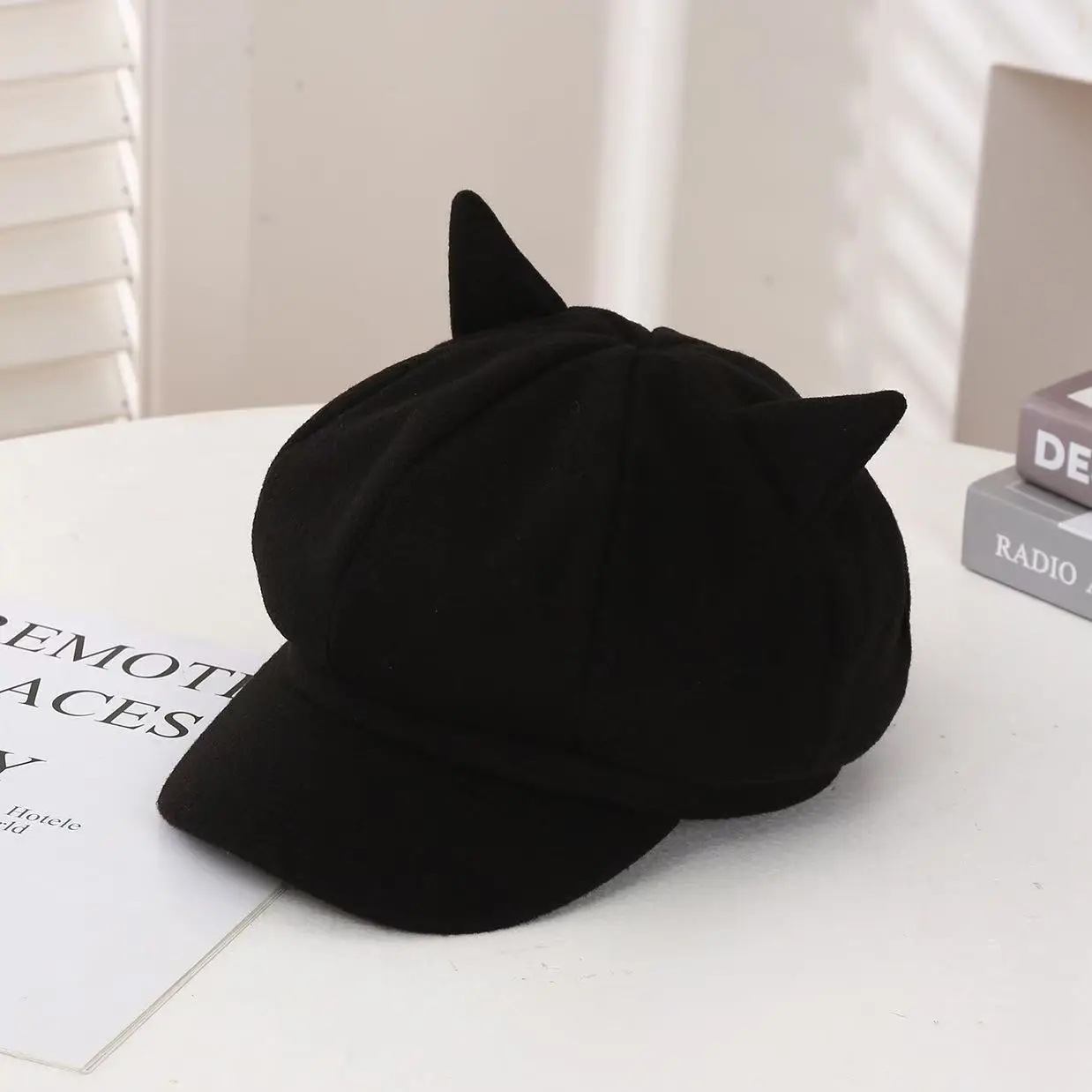 Cat Ear Woolen Beret for Men Women Autumn Winter — feature 3