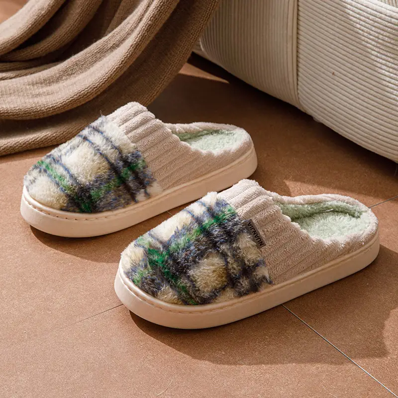 Manufacturer Wholesale Cotton Slippers for Women Winter Home Household Indoor Warm Non-Slip Thick-Soled Couple Wool Slippers for Men Autumn and Winter
