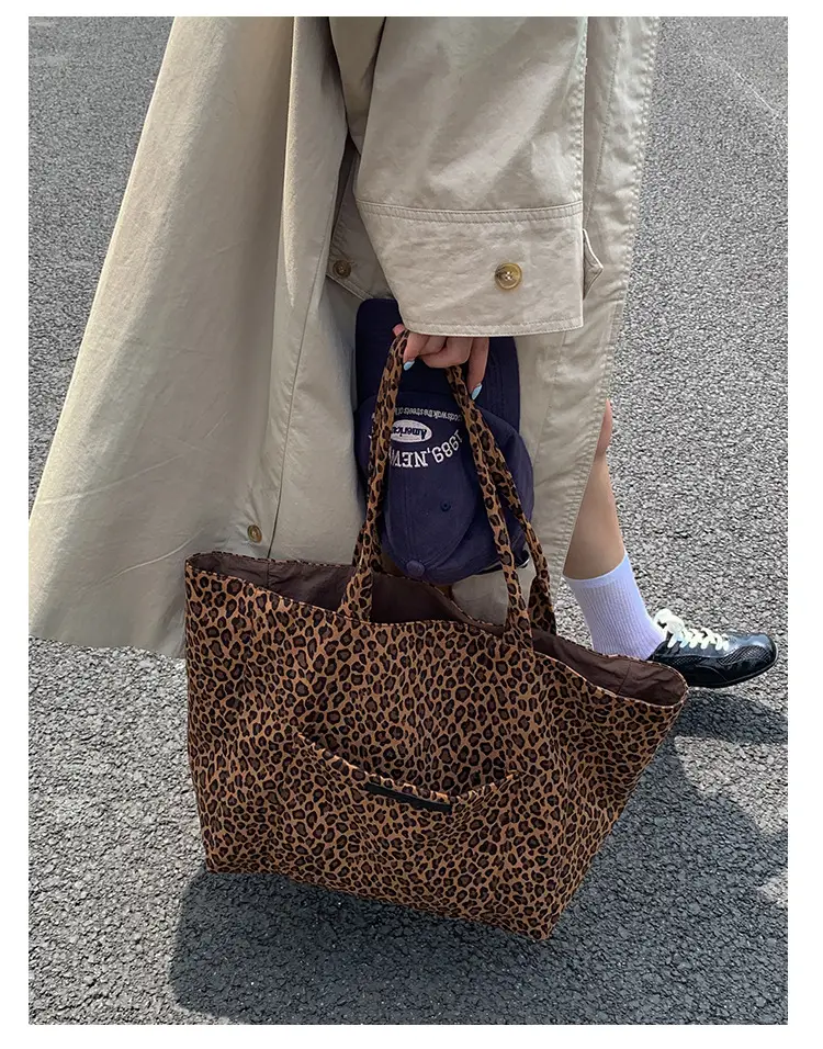 Leopard Print Canvas Tote Bag Large Capacity 2025 — feature 16