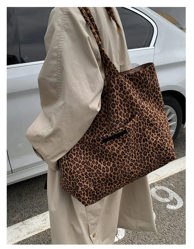 Leopard Print Canvas Tote Bag Large Capacity 2025 — feature 22