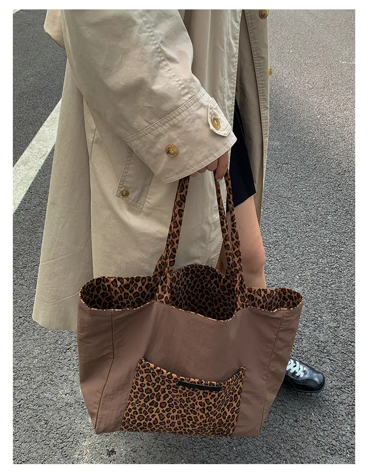 Leopard Print Canvas Tote Bag Large Capacity 2025 — feature 24