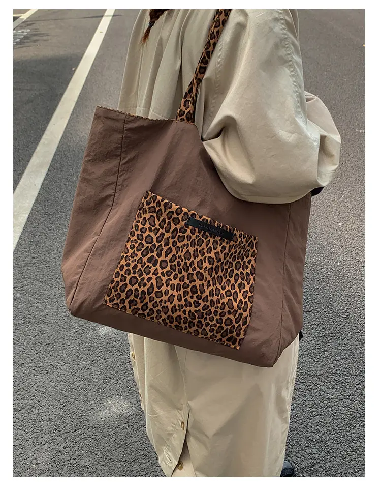 Leopard Print Canvas Tote Bag Large Capacity 2025 — feature 25