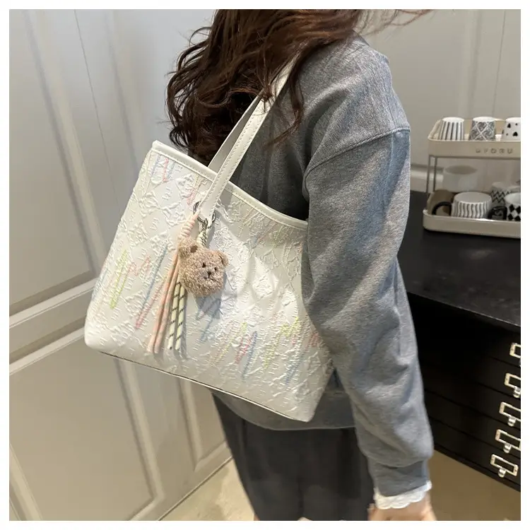 Pink Embroidered Shoulder Bag for Women Spring Summer Commute — feature 10