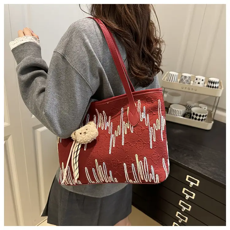 Pink Embroidered Shoulder Bag for Women Spring Summer Commute — feature 12