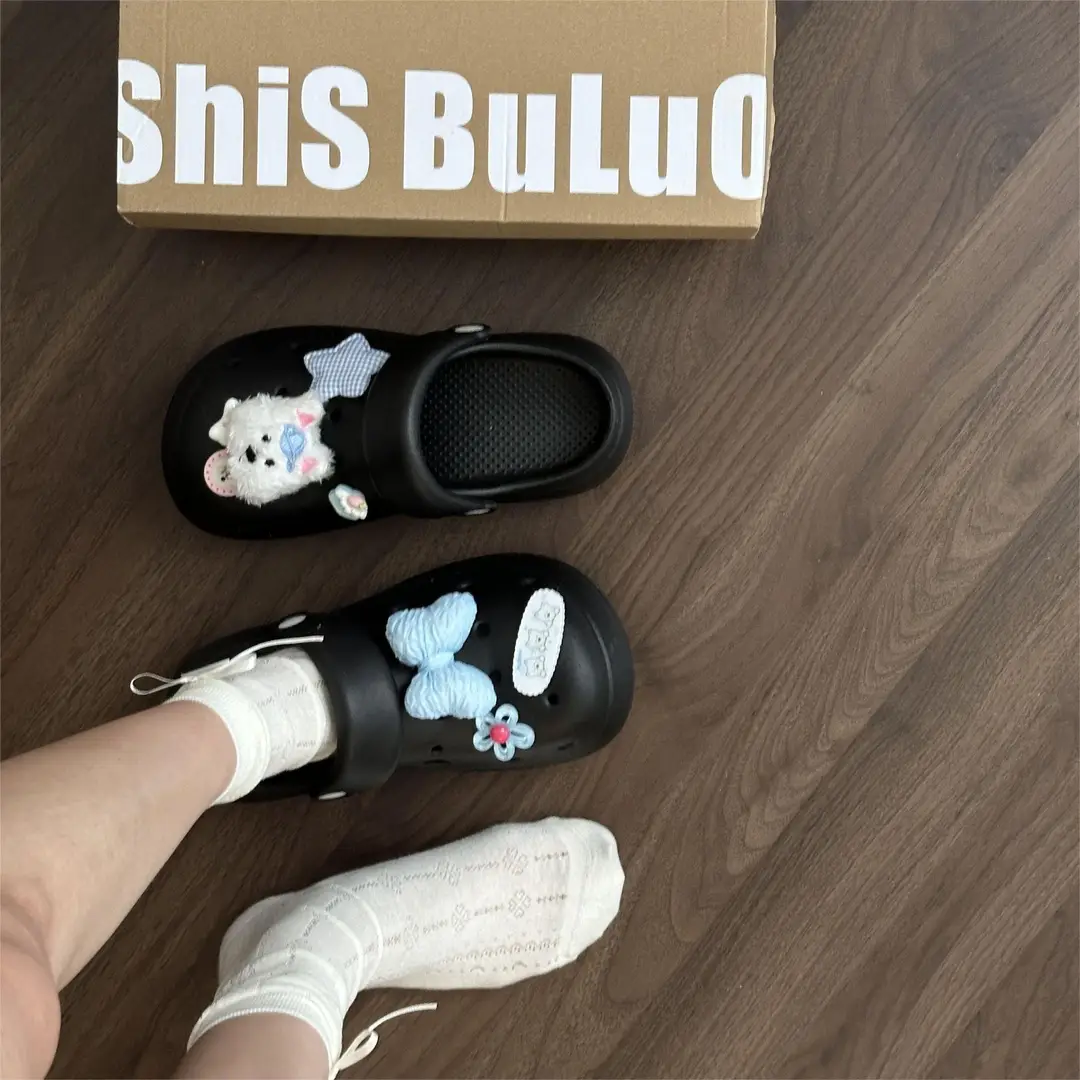 Popular Outdoor Eva Height-Increasing Clogs for the Back-To-School Season, High-Value Ins Beach Non-Slip Breathable Closed-Toe Sandals for Women