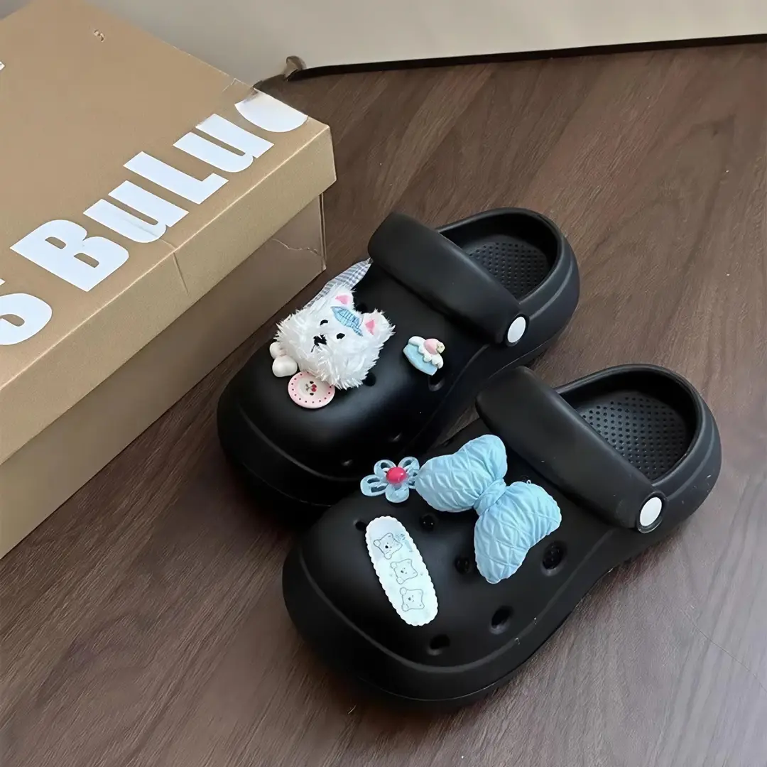Popular Outdoor Eva Height-Increasing Clogs for the Back-To-School Season, High-Value Ins Beach Non-Slip Breathable Closed-Toe Sandals for Women